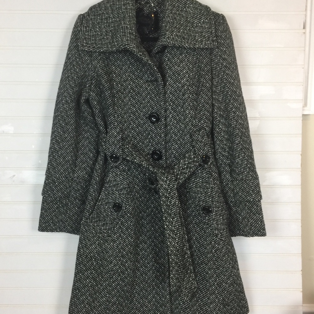 NWOT GUESS Black White Long Coat size M